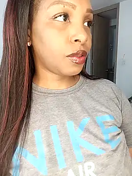 kitty  blackgl online show from February 3, 2025, 10:25 am