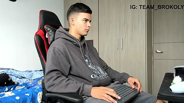 Snapshot of jacob_firexx chatting on November 11, 2025, 11:49 am jacob firexx online show from November 11, 2025, 11:49 am