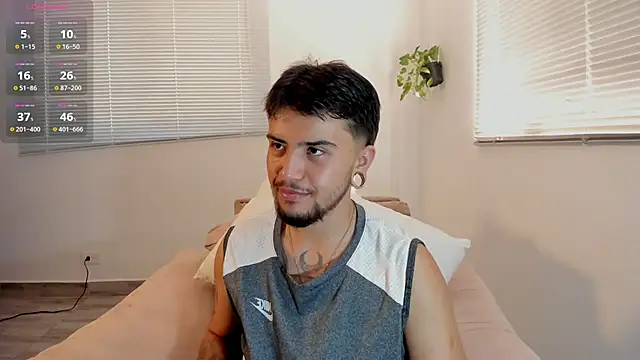 ftmphilip  online show from April 4, 2026, 2:01 pm