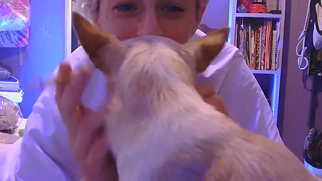 watermellonpussy online show from October 27, 2025, 8:15 am