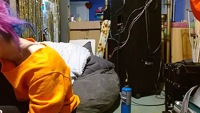 watermellonpussy online show from December 5, 2025, 4:33 am