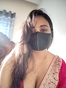 Snapshot of SimaRoy- chatting on April 7, 2026, 1:07 am SimaRoy- online show from April 7, 2026, 1:07 am