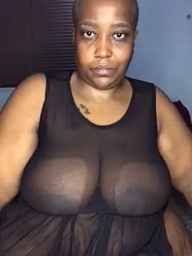 Snapshot of sotho_ssbbw chatting on May 25, 2026, 10:30 pm sotho ssbbw online show from May 25, 2026, 10:30 pm