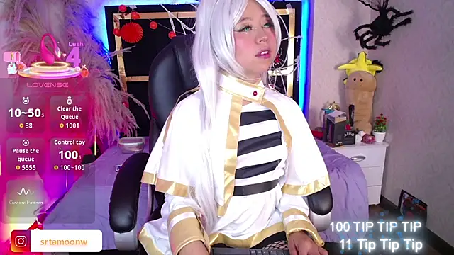 Moon Water   online show from October 29, 2025, 10:14 am