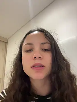 Megan Rodrigo online show from July 3, 2026, 4:41 am