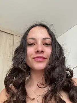 Megan Rodrigo online show from July 13, 2026, 12:48 pm