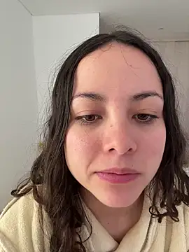 Megan Rodrigo online show from June 1, 2026, 1:00 pm