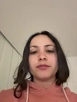 Megan Rodrigo online show from July 4, 2026, 5:58 am