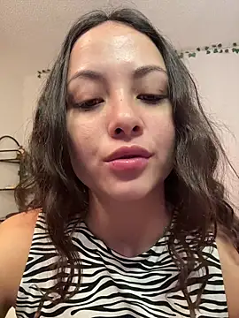 Megan Rodrigo online show from January 12, 2026, 1:29 pm