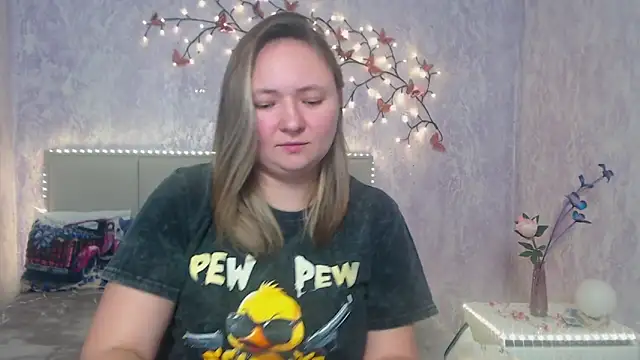 Snapshot of SallyVerda chatting on March 2, 2026, 6:26 pm SallyVerda online show from March 2, 2026, 6:26 pm