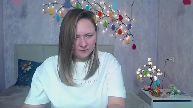 SallyVerda online show from April 13, 2026, 6:34 pm