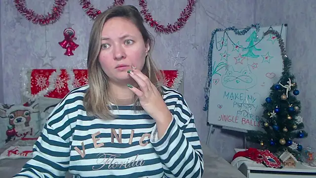 Snapshot of SallyVerda chatting on December 22, 2025, 7:03 pm SallyVerda online show from December 22, 2025, 7:03 pm