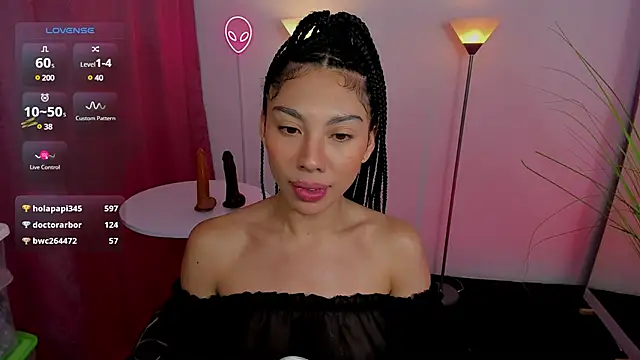 Snapshot of Dayanna_tecca chatting on March 15, 2025, 1:30 am Dayanna tecca online show from March 15, 2025, 1:30 am