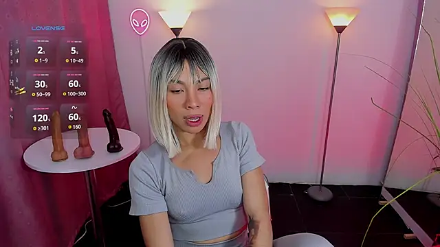 Snapshot of Dayanna_tecca chatting on March 21, 2025, 11:12 pm Dayanna tecca online show from March 21, 2025, 11:12 pm