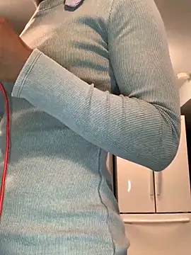 ninaperry777 online show from February 20, 2025, 4:50 am