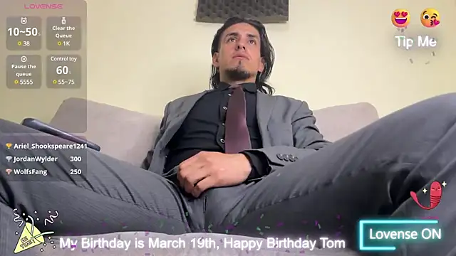 Tom blunt96 online show from March 19, 2025, 2:02 pm
