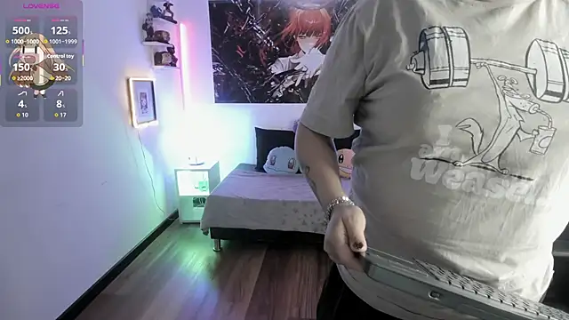 lucky-leah online show from December 5, 2025, 4:11 am