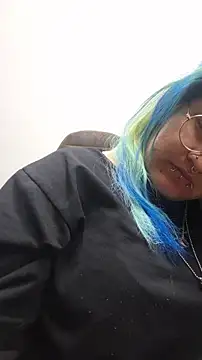 Snapshot of lucky-leah chatting on February 13, 2026, 3:17 am lucky-leah online show from February 13, 2026, 3:17 am