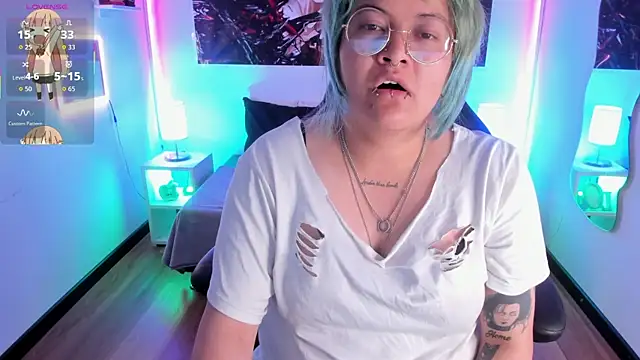 Snapshot of lucky-leah chatting on January 10, 2026, 4:19 am lucky-leah online show from January 10, 2026, 4:19 am