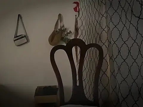 Snapshot of andrews2399 chatting on October 18, 2025, 5:04 pm andrews2399 online show from October 18, 2025, 5:04 pm