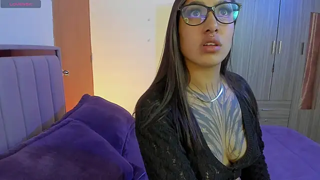 Kayla foxxy online show from November 5, 2025, 3:42 am