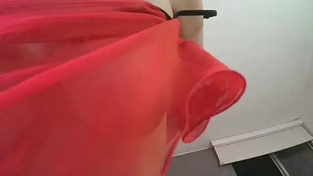 Snapshot of arteverena chatting on February 19, 2025, 1:29 am arteverena online show from February 19, 2025, 1:29 am