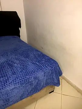 aya12aya online show from September 20, 2025, 1:10 am