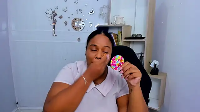 Snapshot of bbw_charlote chatting on June 22, 2026, 12:35 pm bbw charlote online show from June 22, 2026, 12:35 pm