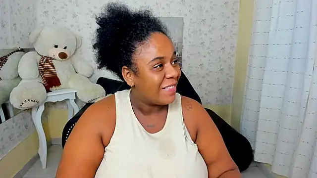 Snapshot of bbw_charlote chatting on April 18, 2026, 12:07 pm bbw charlote online show from April 18, 2026, 12:07 pm