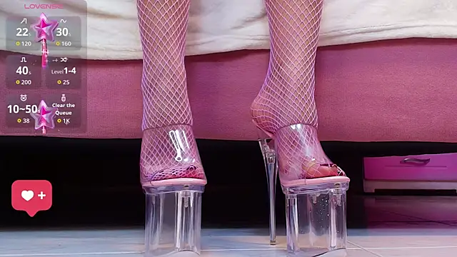 Snapshot of AuroraSim chatting on January 6, 2026, 1:04 pm AuroraSim online show from January 6, 2026, 1:04 pm