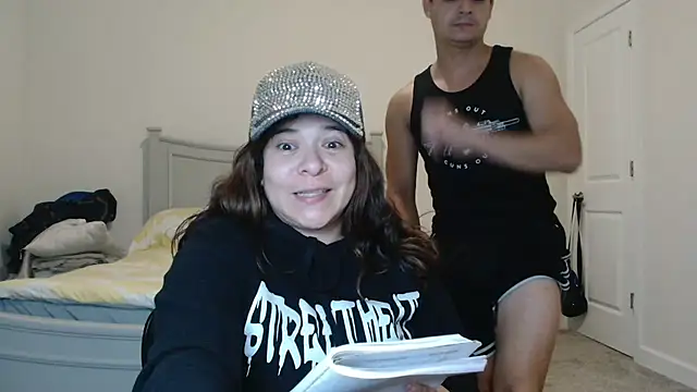 Snapshot of Crazyfunroom chatting on January 10, 2025, 8:51 am Crazyfunroom online show from January 10, 2025, 8:51 am