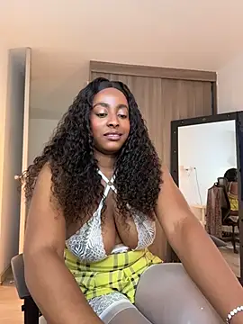 Snapshot of evangeline_ch chatting on July 17, 2026, 3:20 pm evangeline ch online show from July 17, 2026, 3:20 pm