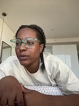 Snapshot of evangeline_ch chatting on June 24, 2026, 11:24 pm evangeline ch online show from June 24, 2026, 11:24 pm