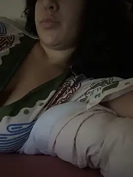 Snapshot of megam33 chatting on March 28, 2026, 7:53 am megam33 online show from March 28, 2026, 7:53 am