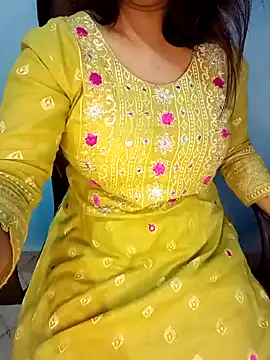 Dayna-36 online show from March 3, 2025, 5:09 pm