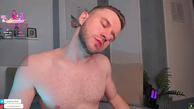 EnriqueBarberry online show from February 14, 2026, 6:35 am