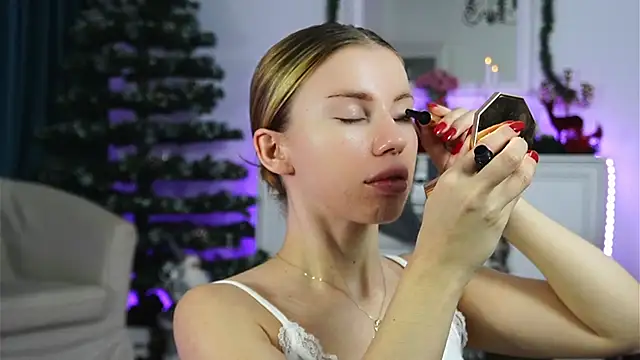 Snapshot of ivyleague_ chatting on November 23, 2025, 5:39 am ivyleague online show from November 23, 2025, 5:39 am