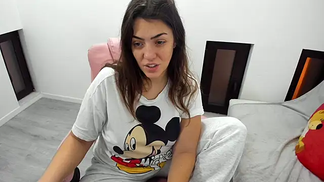 Snapshot of Dyana_Kaylinn chatting on January 15, 2026, 5:22 am Dyana Kaylinn online show from January 15, 2026, 5:22 am