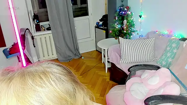 Snapshot of Evelyn_Harper@xh chatting on December 28, 2024, 6:17 am Evelyn Harperxh online show from December 28, 2024, 6:17 am