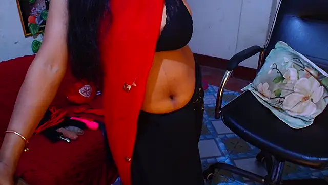 SnoowForYou online show from April 3, 2026, 11:33 pm