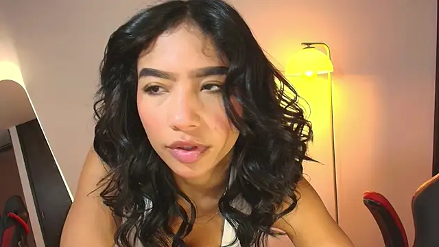 samy jonnes  online show from October 13, 2025, 10:43 pm