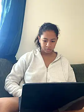 Snapshot of VanessaBling chatting on January 14, 2026, 4:10 pm VanessaBling online show from January 14, 2026, 4:10 pm