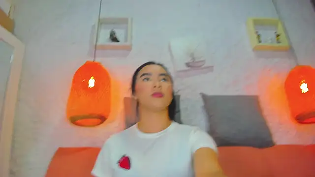 emiily s online show from October 24, 2025, 12:04 pm