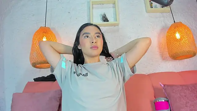 emiily s online show from November 19, 2025, 12:05 pm