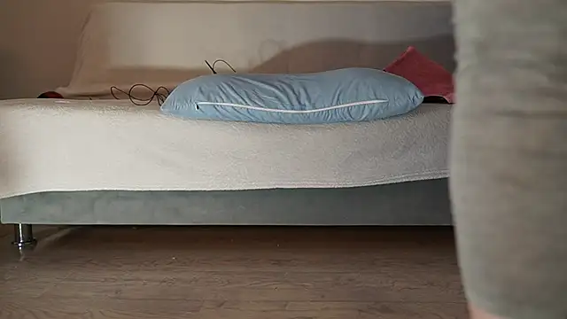 Fecvht45 online show from December 21, 2025, 6:48 am