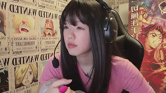 Snapshot of SNAKEgirlQAQ chatting on May 31, 2026, 4:24 pm SNAKEgirlQAQ online show from May 31, 2026, 4:24 pm