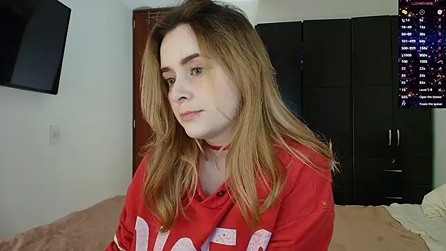 Snapshot of miss_seline chatting on February 14, 2025, 10:47 pm miss seline online show from February 14, 2025, 10:47 pm