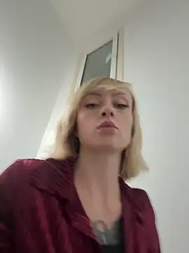 Snapshot of haileyhope_ chatting on November 25, 2025, 7:36 pm haileyhope online show from November 25, 2025, 7:36 pm