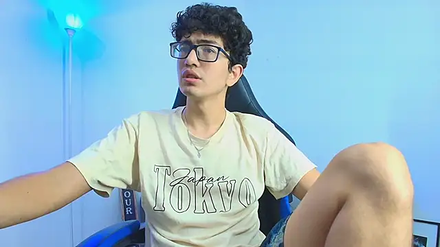 TylerWhite  online show from September 27, 2025, 11:16 am