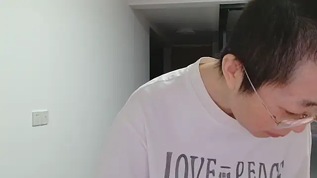 Snapshot of sonyx chatting on April 1, 2026, 2:47 pm sonyx online show from April 1, 2026, 2:47 pm